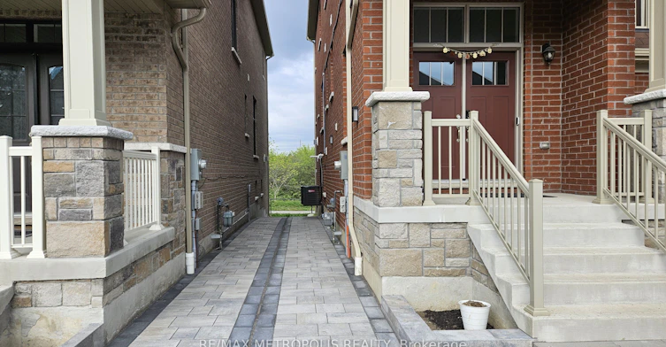 Bsmt-99 Bremner Street, Whitby, ON, L1R 1V9 - 2