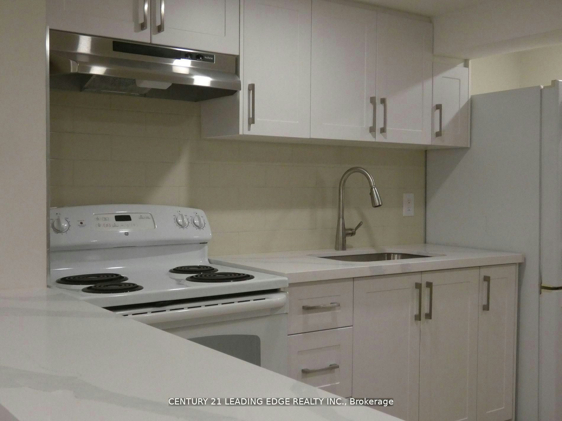 Lower-26 Scotswood Road, Toronto, ON, M1R 3N2 - 21