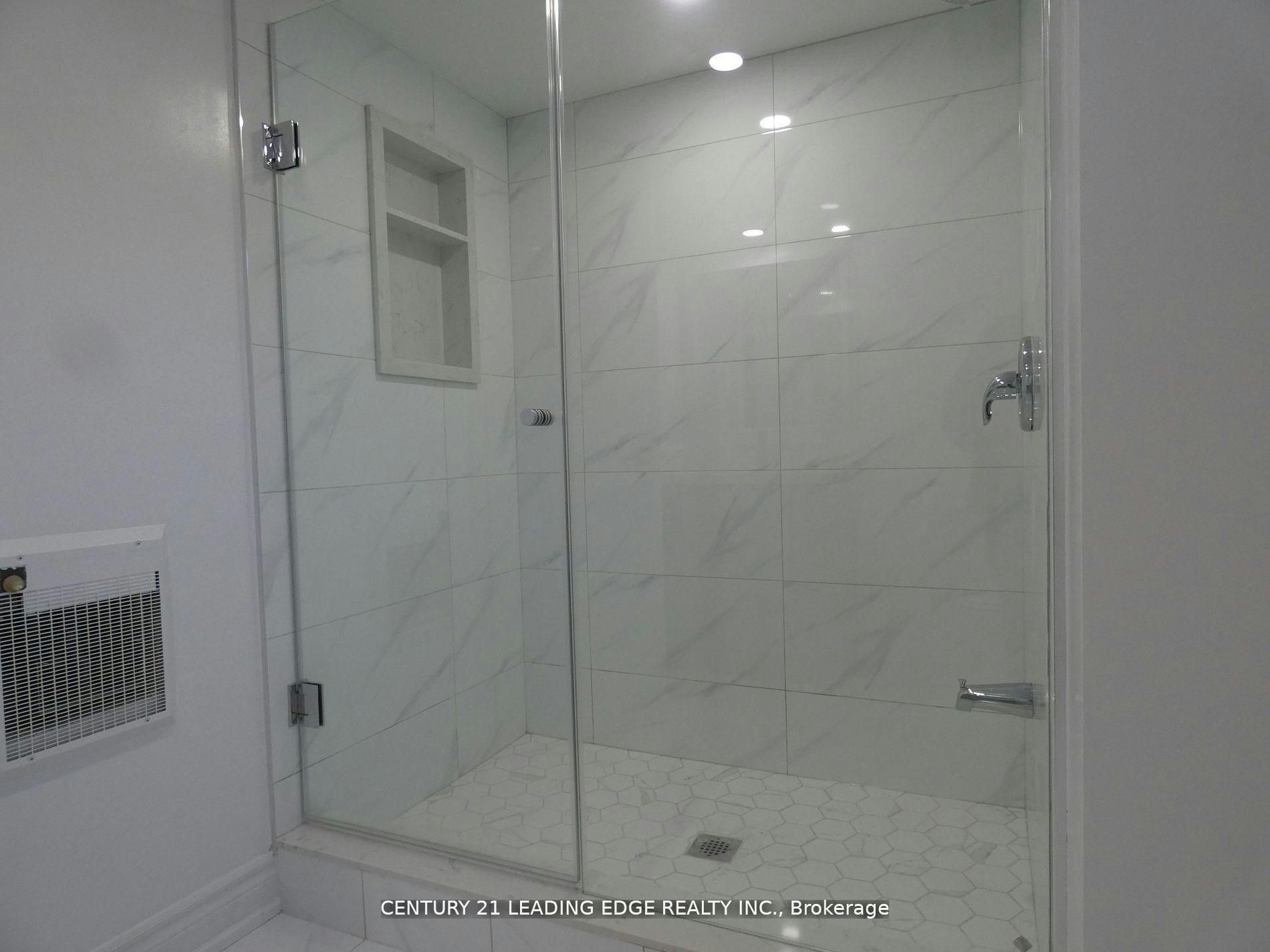 Lower-26 Scotswood Road, Toronto, ON, M1R 3N2 - 24