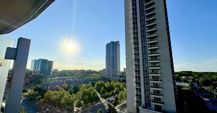 824-135 Village Green Square, Toronto, ON, M1S 0G4 - 24
