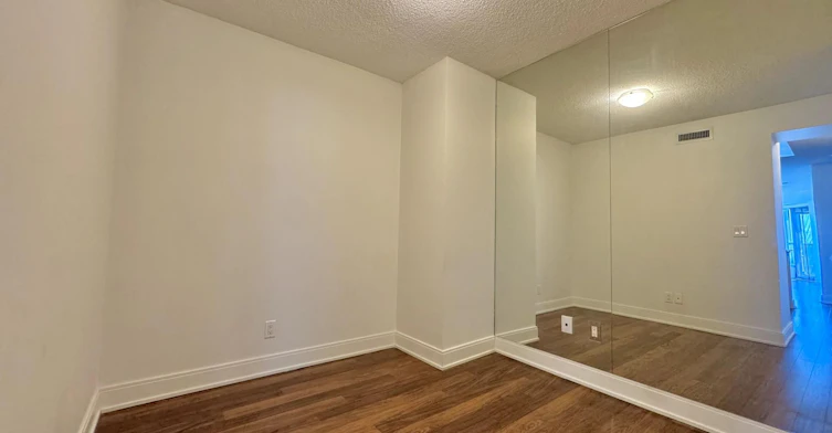 824-135 Village Green Square, Toronto, ON, M1S 0G4 - 23
