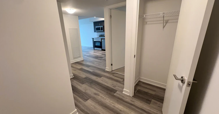 2506-1010 Sandy Beach Road, Pickering, ON, L1W 0C7 - 2