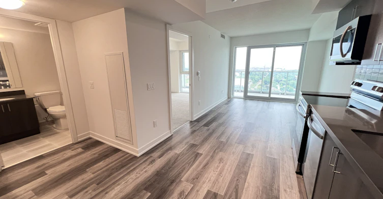 2506-1010 Sandy Beach Road, Pickering, ON, L1W 0C7 - 10