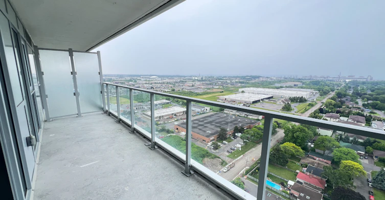 2506-1010 Sandy Beach Road, Pickering, ON, L1W 0C7 - 18