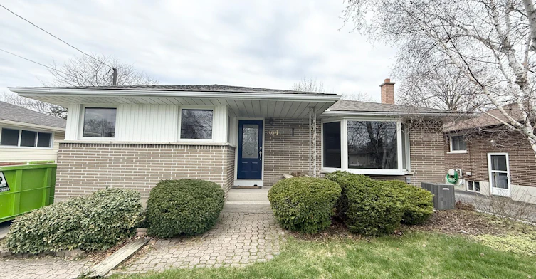 Lower-564 Central Park Boulevard N, Oshawa, ON, L1G 6A4
