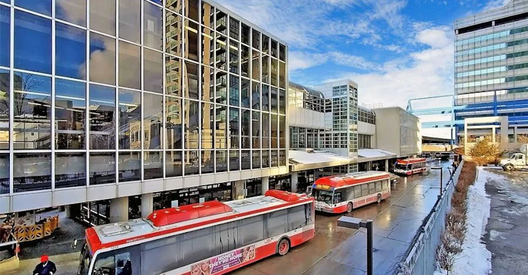 1202-70 Town Centre Court, Toronto, ON, M1P 0B2 - 39