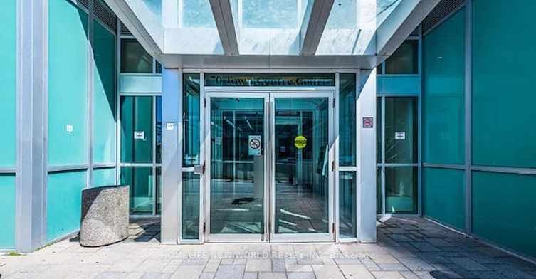 1202-70 Town Centre Court, Toronto, ON, M1P 0B2 - 2