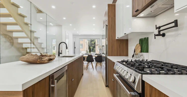Furnished Upper-43A Cummings Street, Toronto, ON, M4M 1M9 - 11