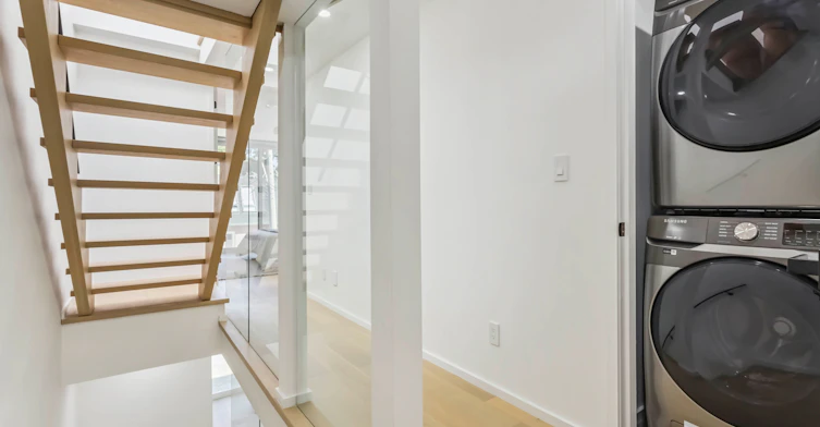 Upper-43A Cummings Street, Toronto, ON, M4M 1M9 - 27