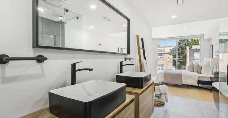 Upper-43A Cummings Street, Toronto, ON, M4M 1M9 - 23