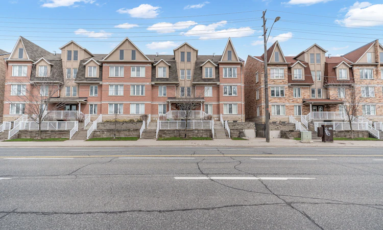 53-653A Warden Avenue