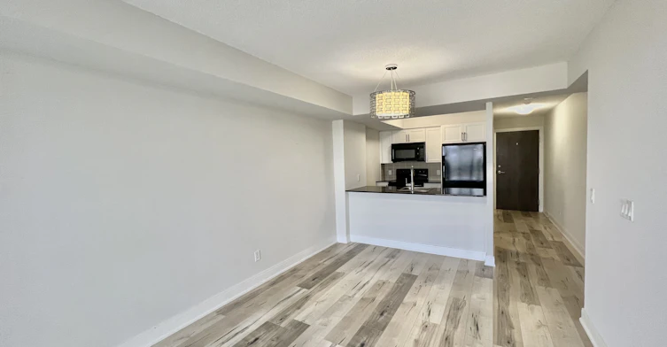 1111-125 Village Green Square, Toronto, ON, M1S 0G3 - 4