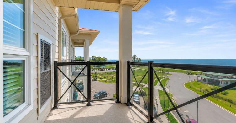 415-50 Lakebreeze Drive, Clarington, ON, L1B 0V9 - 2