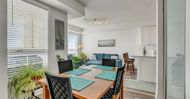 415-50 Lakebreeze Drive, Clarington, ON, L1B 0V9 - 21