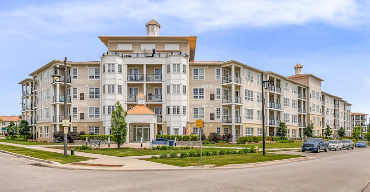 415-50 Lakebreeze Drive, Clarington, ON, L1B 0V9 - 33