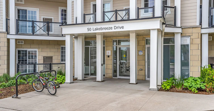 415-50 Lakebreeze Drive, Clarington, ON, L1B 0V9 - 31