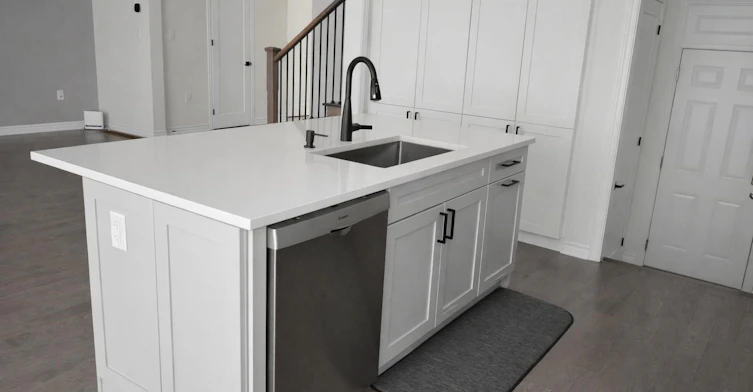 65 Barkerville Drive, Whitby, ON, L1P 0L8 - 7
