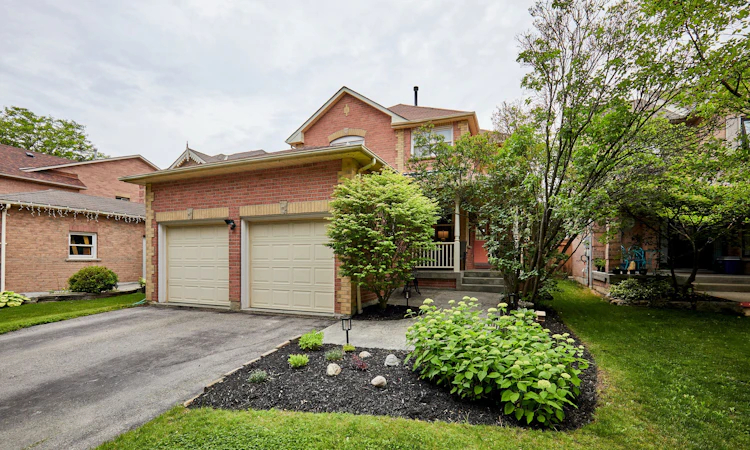 6 Fawn Court