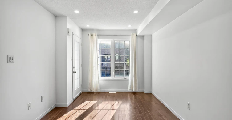 10 Linnell Street, Ajax, ON, L1Z 0K9 - 37