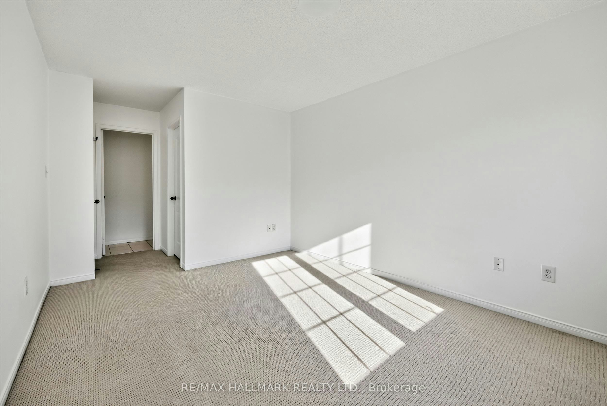 10 Linnell Street, Ajax, ON, L1Z 0K9 - 30