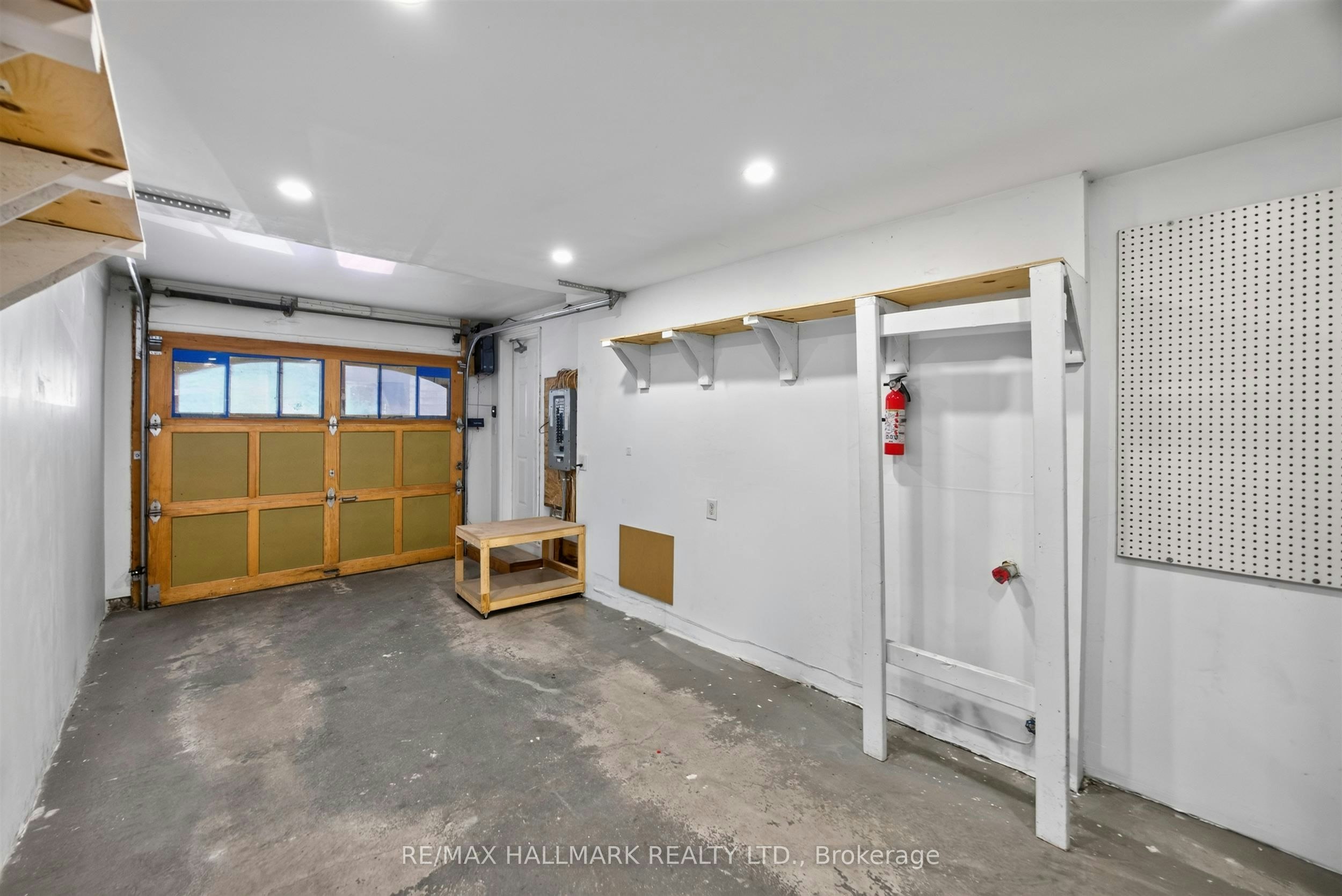 10 Linnell Street, Ajax, ON, L1Z 0K9 - 48