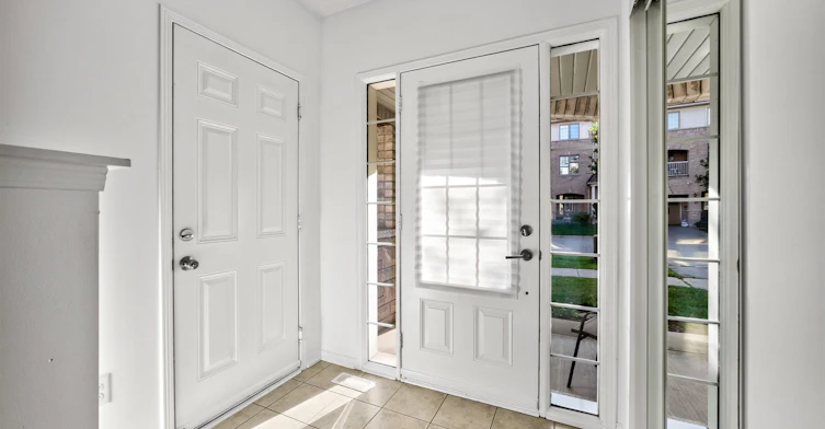 10 Linnell Street, Ajax, ON, L1Z 0K9 - 7