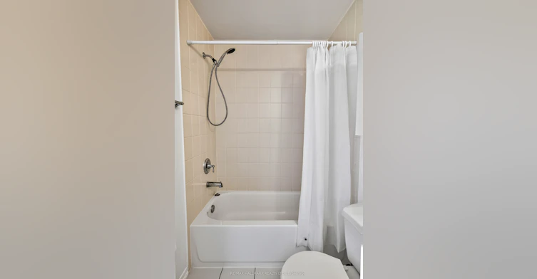 10 Linnell Street, Ajax, ON, L1Z 0K9 - 33