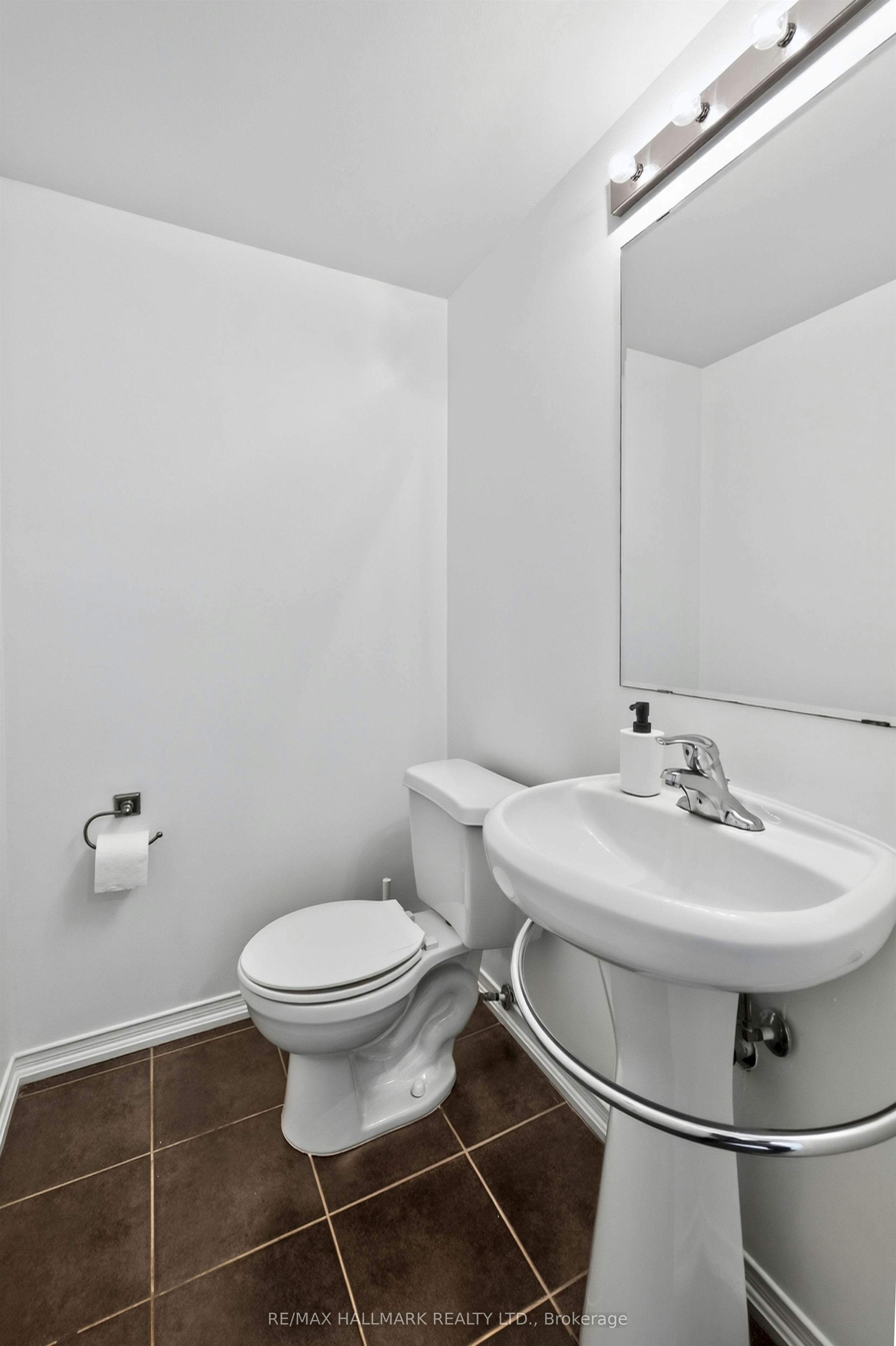 10 Linnell Street, Ajax, ON, L1Z 0K9 - 27