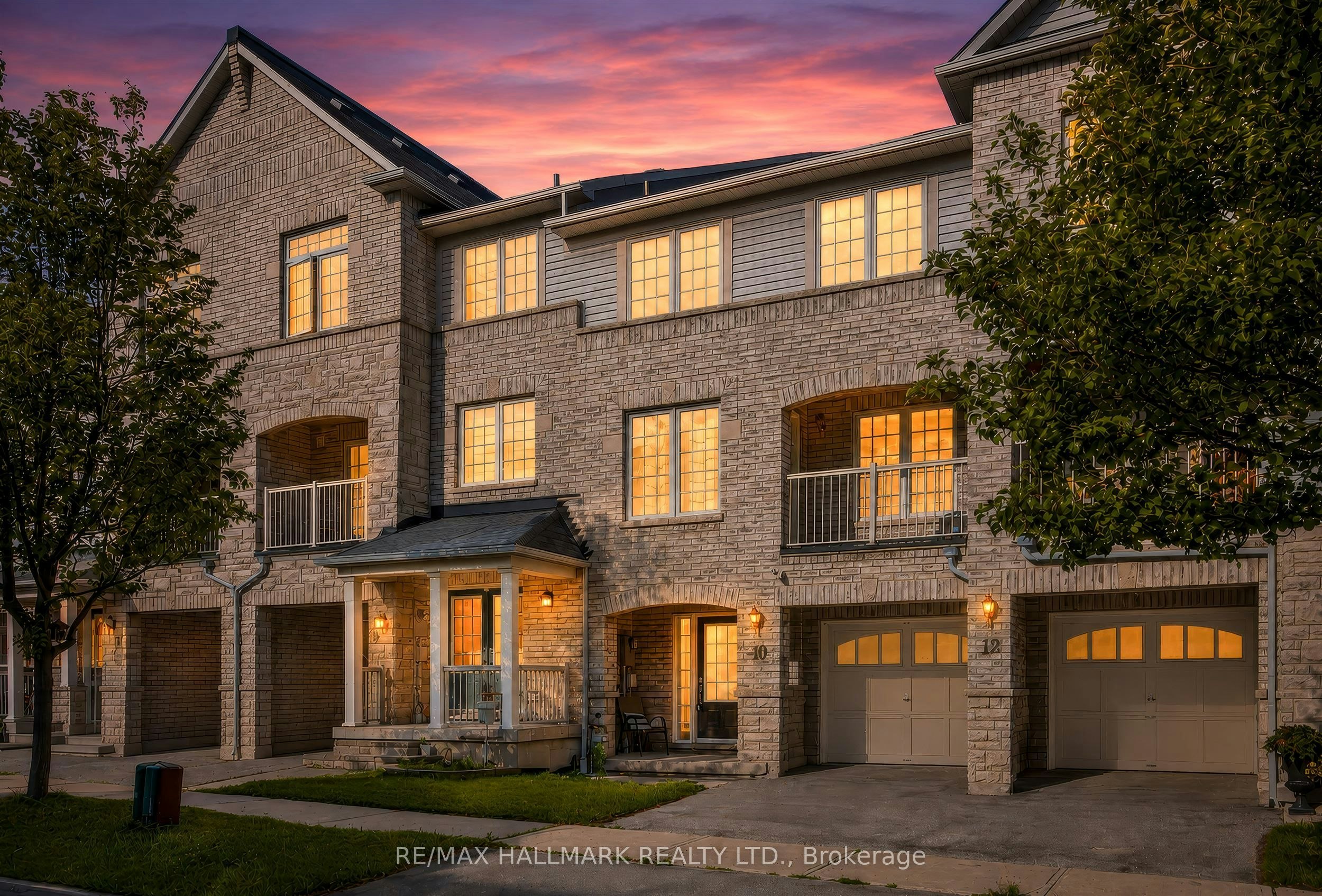 10 Linnell Street, Ajax, ON, L1Z 0K9 - 2