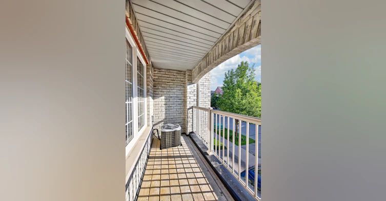 10 Linnell Street, Ajax, ON, L1Z 0K9 - 43