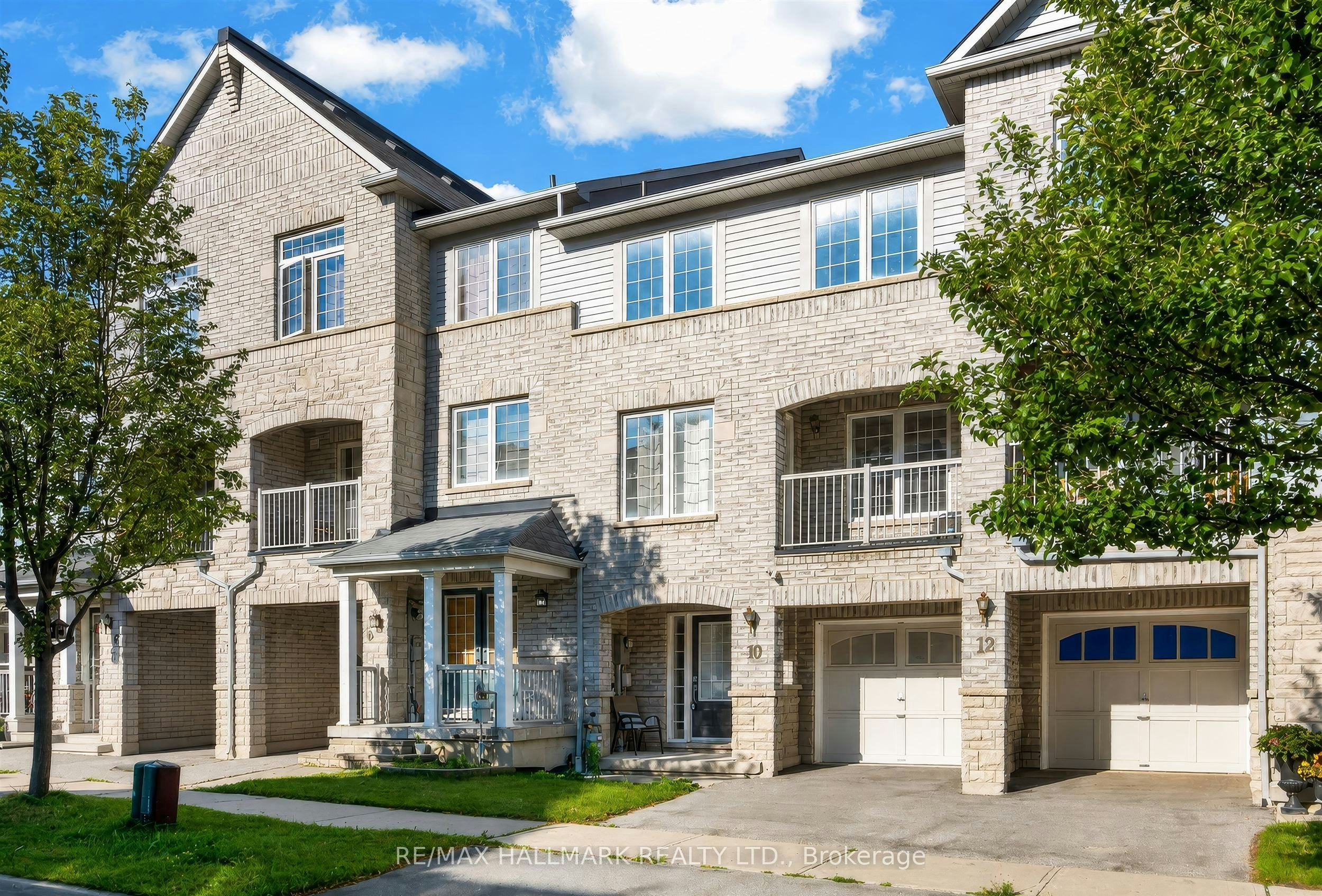 10 Linnell Street, Ajax, ON, L1Z 0K9