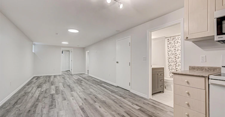 Bsmnt-25 Strike Avenue, Clarington, ON, L1C 1K2 - 8