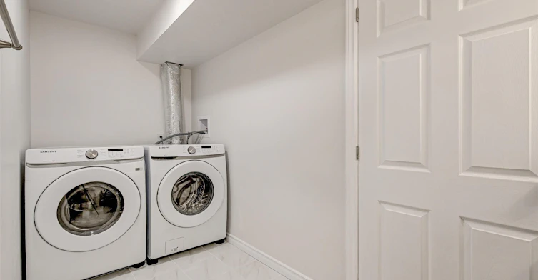 Bsmnt-25 Strike Avenue, Clarington, ON, L1C 1K2 - 11