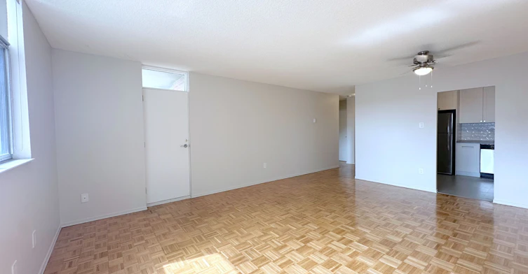 1021-30 Denton Avenue, Toronto, ON, M1L 4P2 - 5