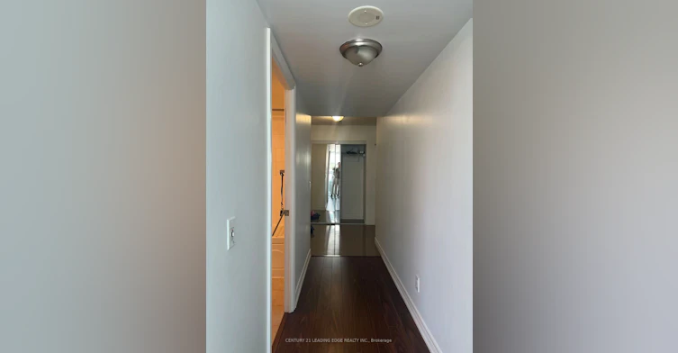 704-70 Town Centre Court, Toronto, ON, M1P 0B2 - 4