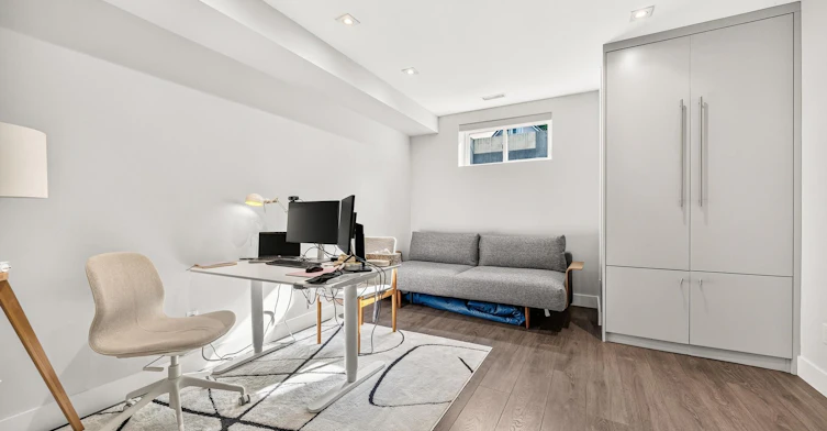 235 Cedarvale Avenue, Toronto, ON, M4C 4K3 - 30