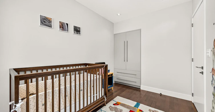 235 Cedarvale Avenue, Toronto, ON, M4C 4K3 - 26
