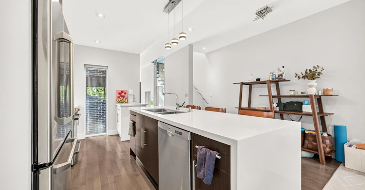 235 Cedarvale Avenue, Toronto, ON, M4C 4K3 - 13