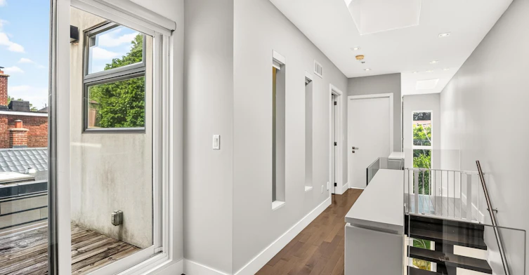 235 Cedarvale Avenue, Toronto, ON, M4C 4K3 - 19