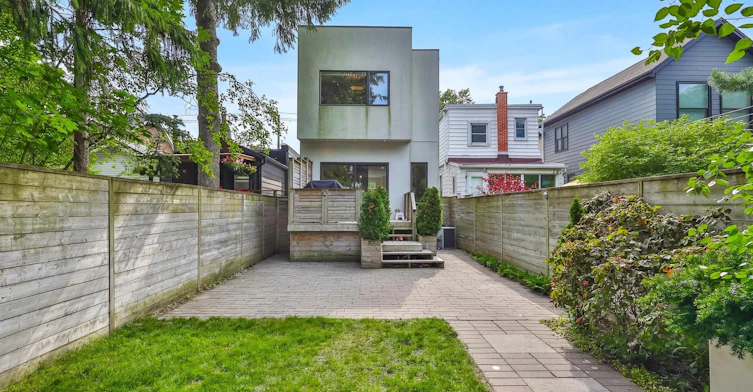 235 Cedarvale Avenue, Toronto, ON, M4C 4K3 - 34