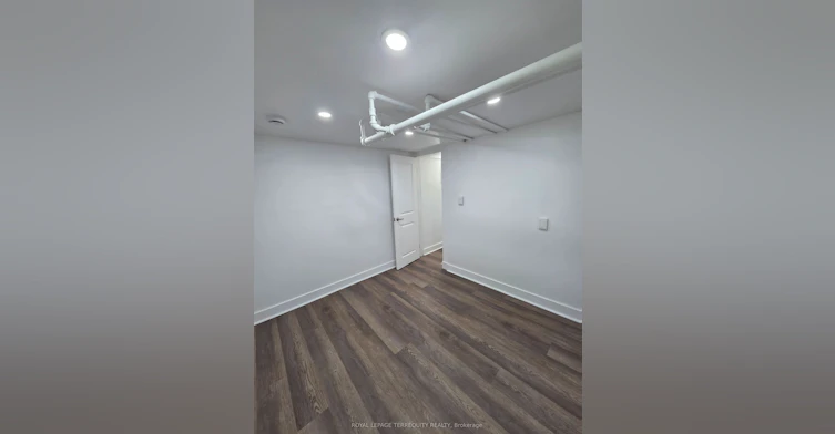 214 Clonmore Drive, Toronto, ON, M1N 1Y1 - 10