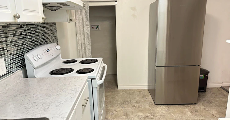 Lower-10 Keon Place, Toronto, ON, M1B 3C9 - 11