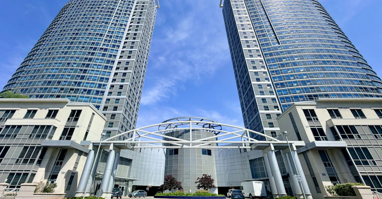 2101-38 Lee Centre Drive, Toronto, ON, M1H 3J7