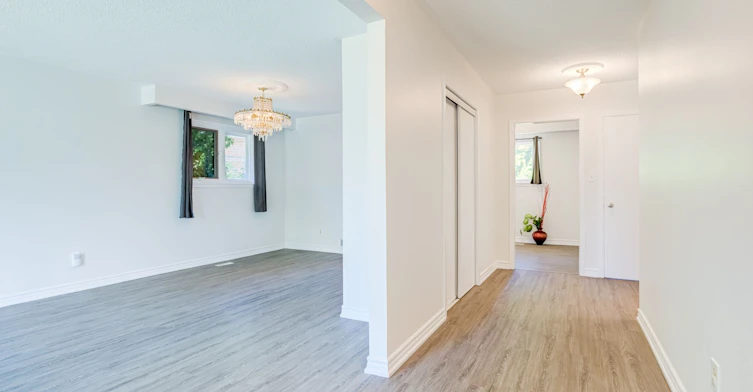 Main-141 Oakmeadow Boulevard, Toronto, ON, M1E 4H2 - 11