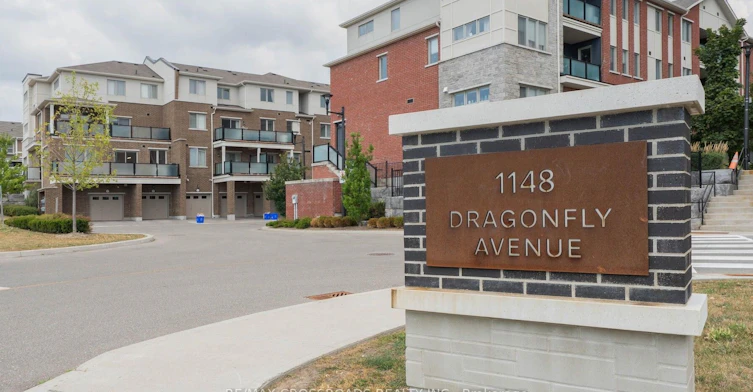 207-1148 Dragonfly Avenue, Pickering, ON, L1X 0H5
