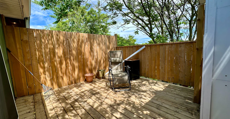 Upper-129 Munro Street, Toronto, ON, M4M 2B8 - 16