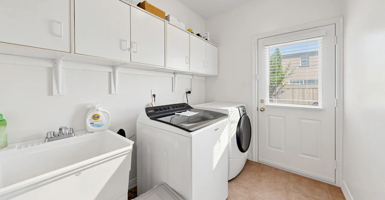 12 Ballantyne Drive, Ajax, ON, L1T 4H8 - 22