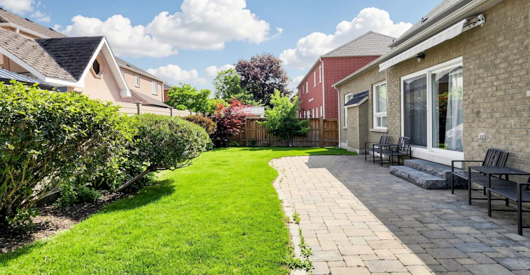 12 Ballantyne Drive, Ajax, ON, L1T 4H8 - 49