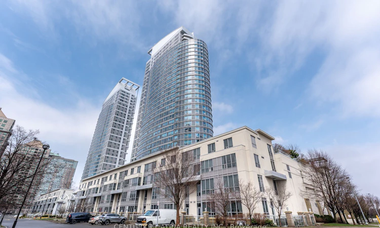 3112-38 Lee Centre Drive