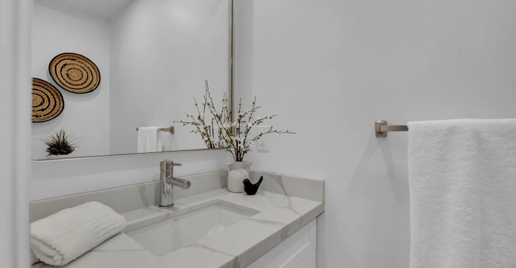 819 Fairview Avenue, Pickering, ON, L1W 1M7 - 25
